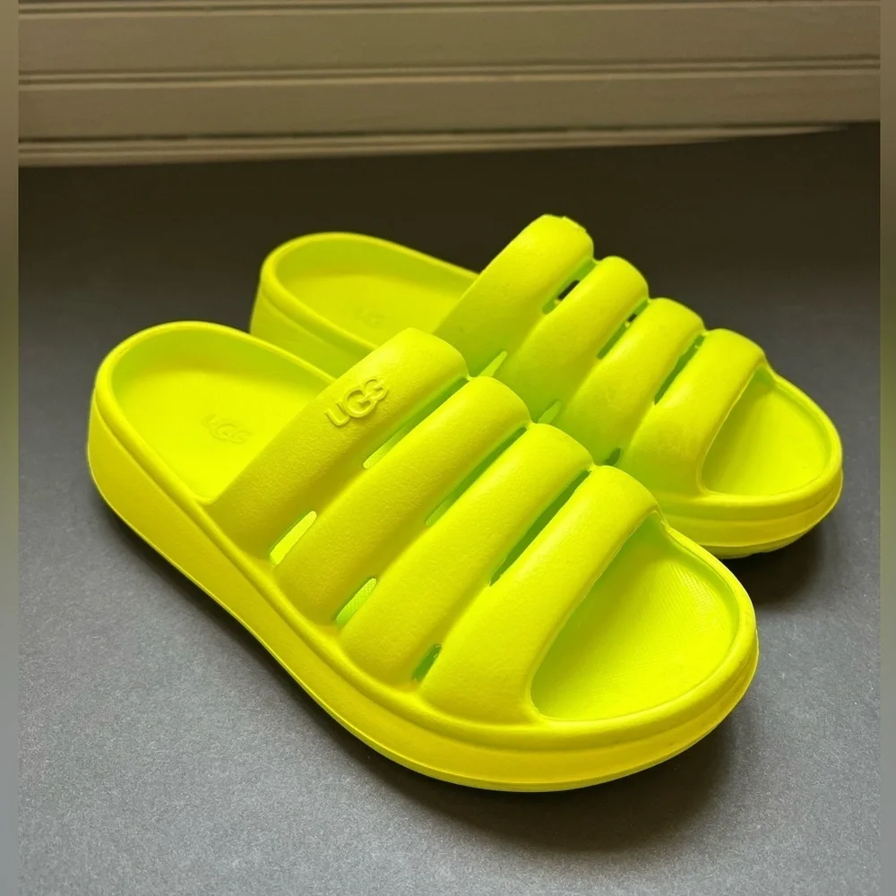 UGG Yellow Sandals with Modern Slide Design size 4